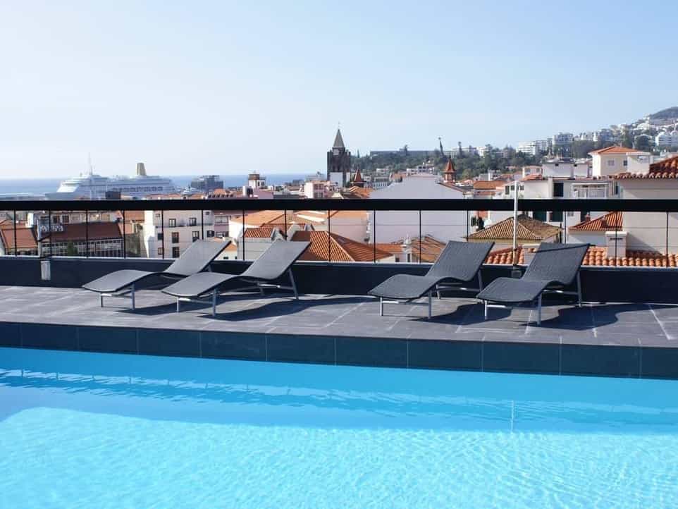 Hotel do Carmo pool, Madeira