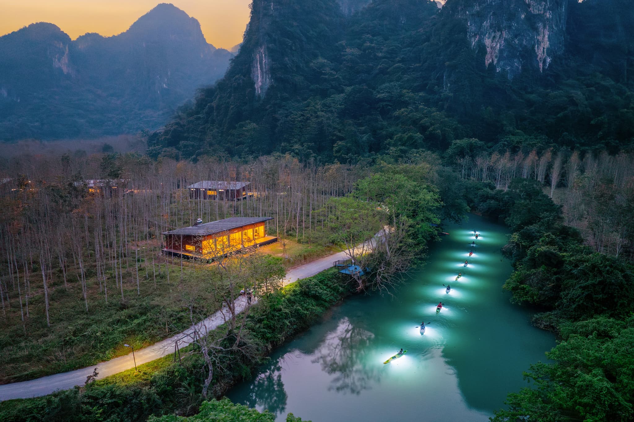 Premium: Coast to Caves Adventure in Vietnam (2026 Edition)