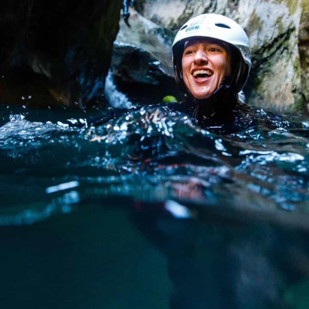 Product Ads Feb 2022 - FBIG Feed (1080 × 1080px) (1)