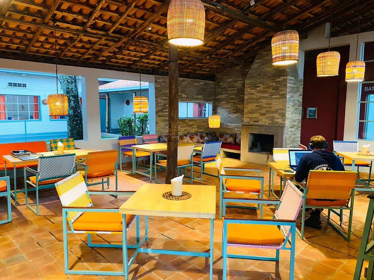 isange indoor restaurant