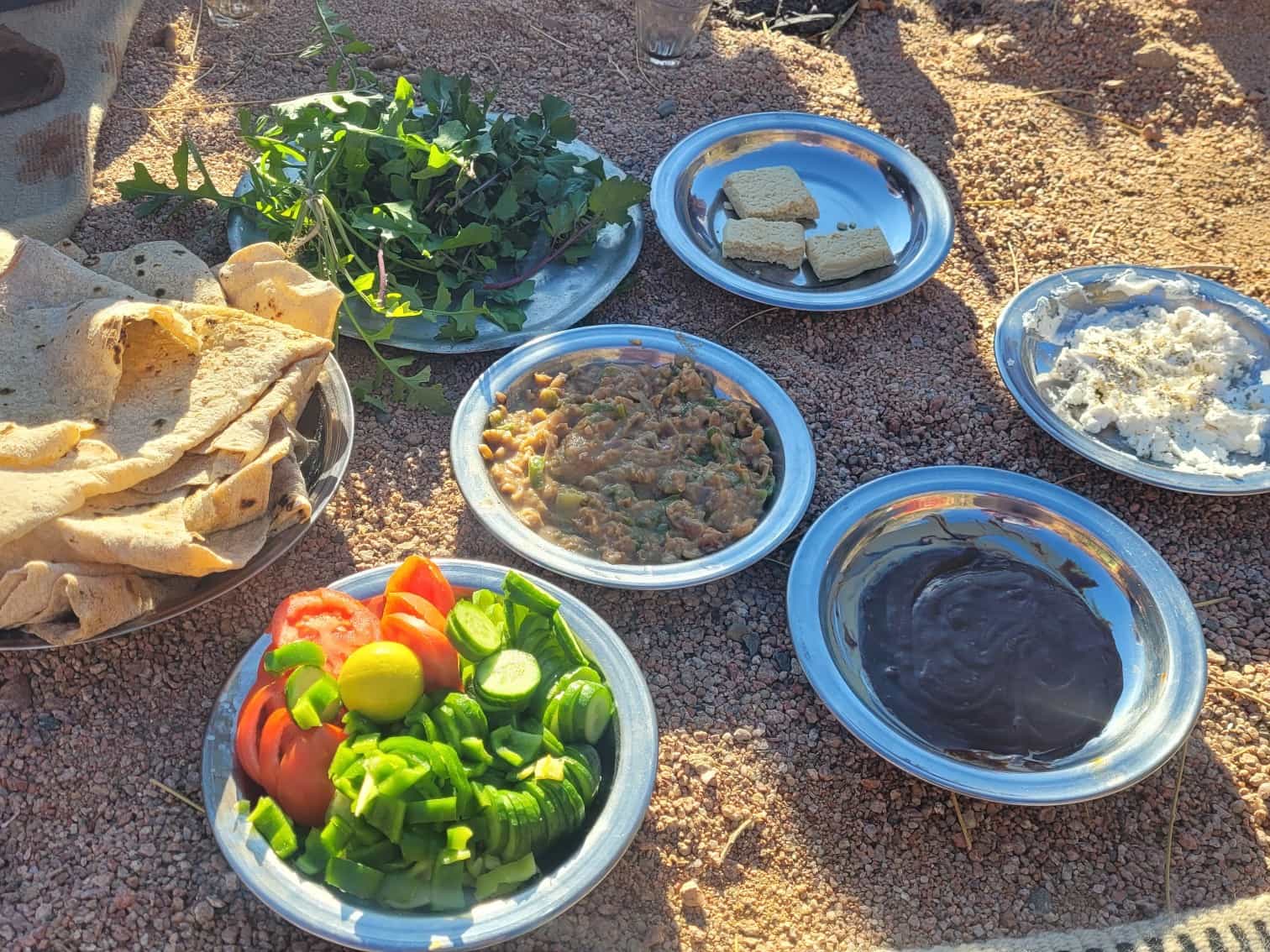 Bedouin breakfast in the Sinai Desert, Egypt. Photo: Much Better Adventures/Kirsty Holmes