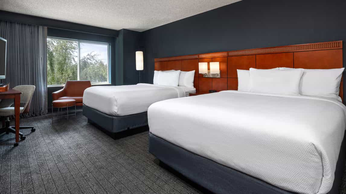 Twin Room Courtyard Anchorage Airport