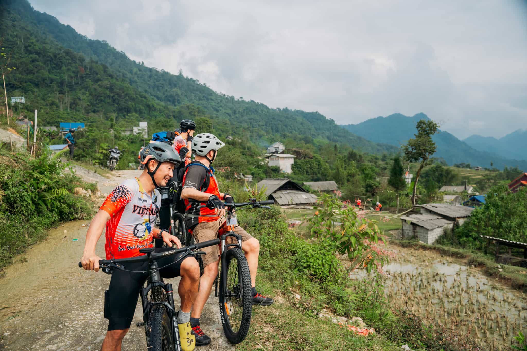 Cycling Ha Giang, Vietnam Photo: Host/Mr Biker Saigon