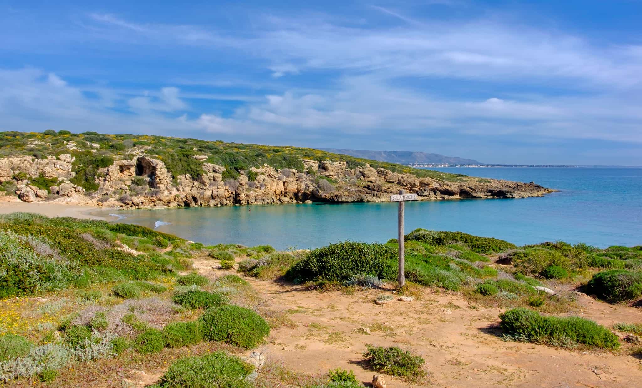 Calamosch beach, Sicily Photo: GettyImages-965664992