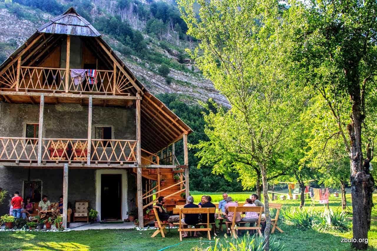 Kol Gjoni Guesthouse, Valbona. Photo; host, Zbulo