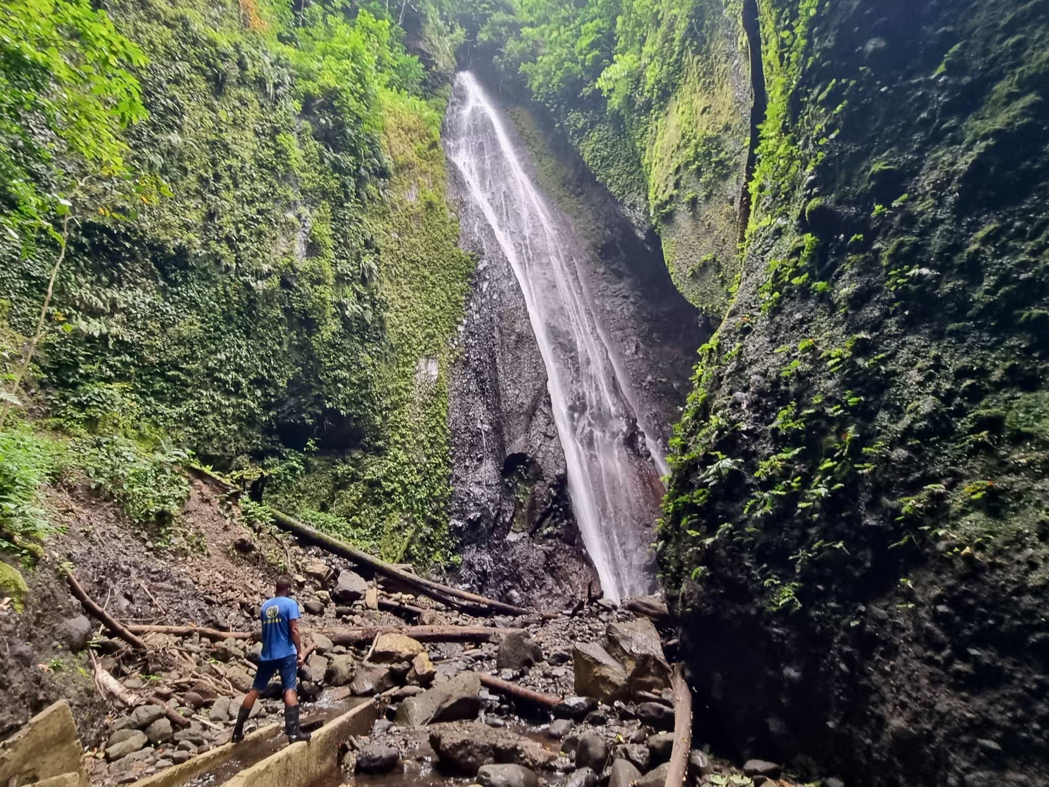 Angolares Waterfall, Sao Tome