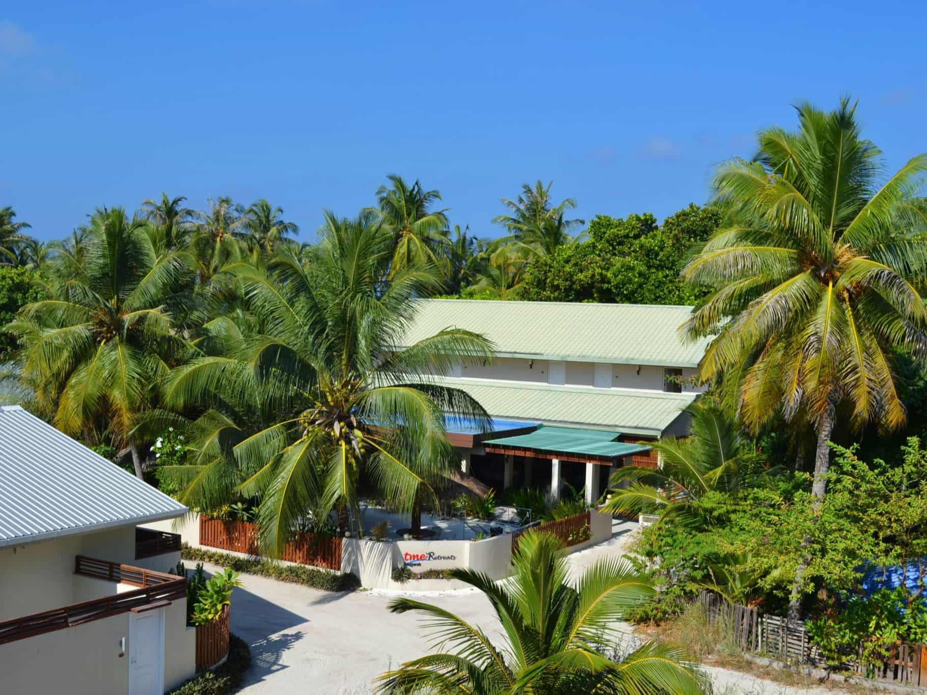 TME-Dhigurah-Main-photo, hotel's website