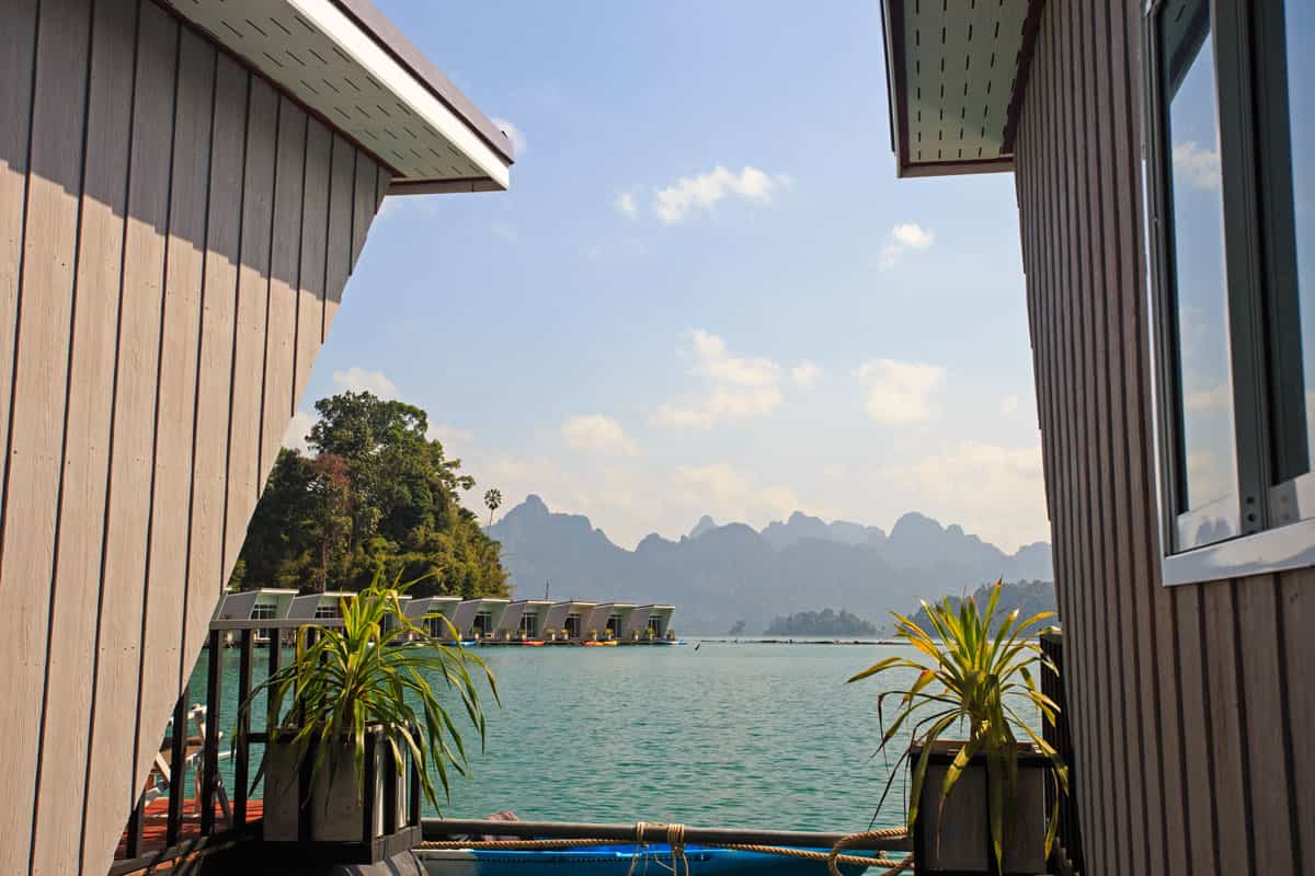 khaosokfloatingbungalow4_intrepid.jpg