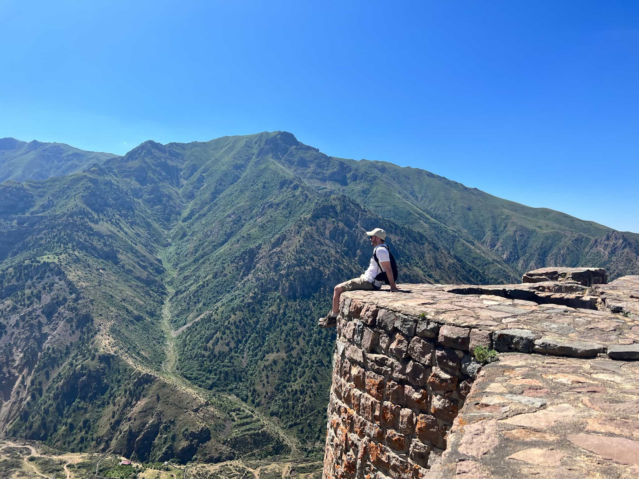 Adventure Hiking in Armenia. Photo: Customer/Somers Brewin
