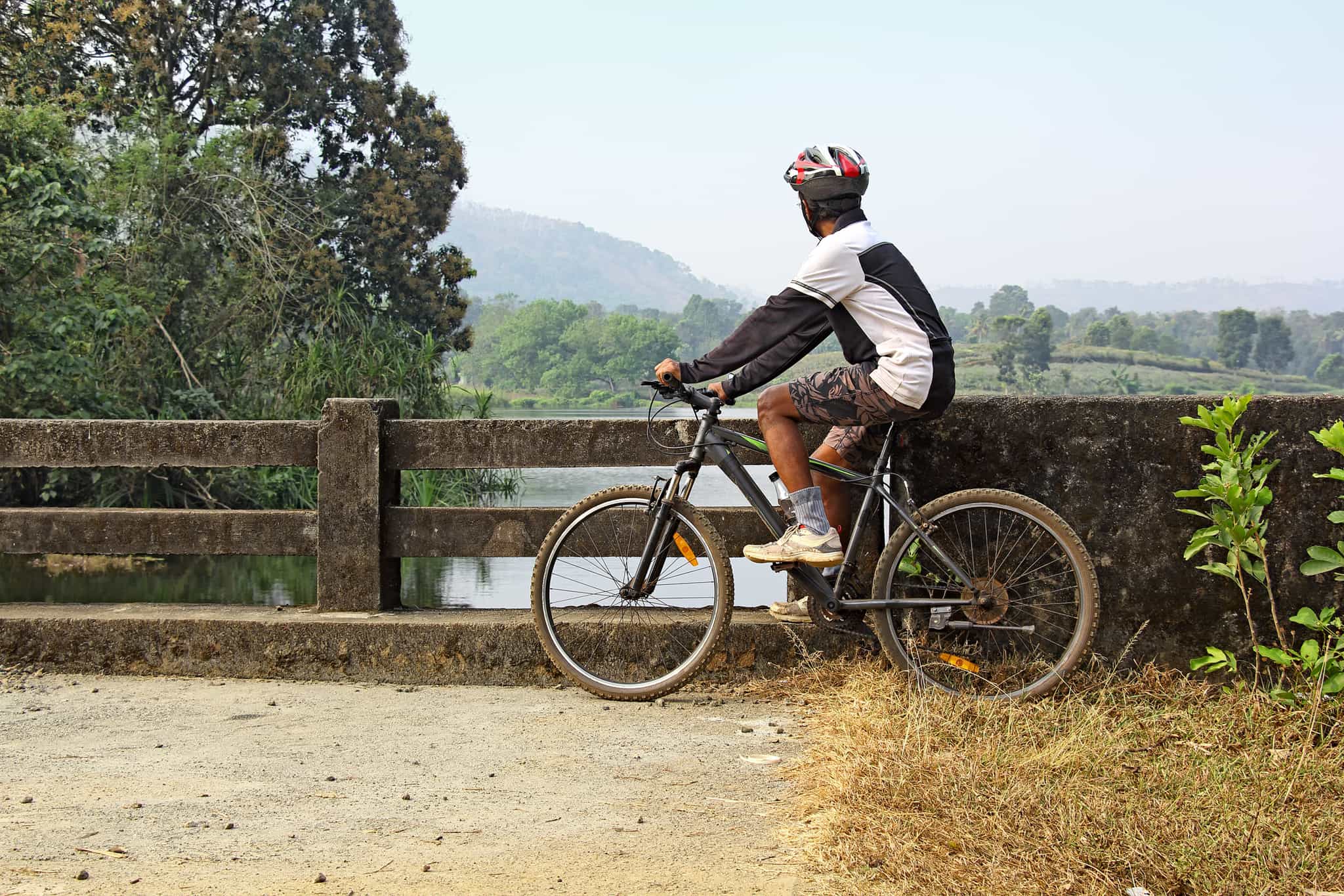 Cycling in Kerala, India. Photo: GettyImages-1056560686