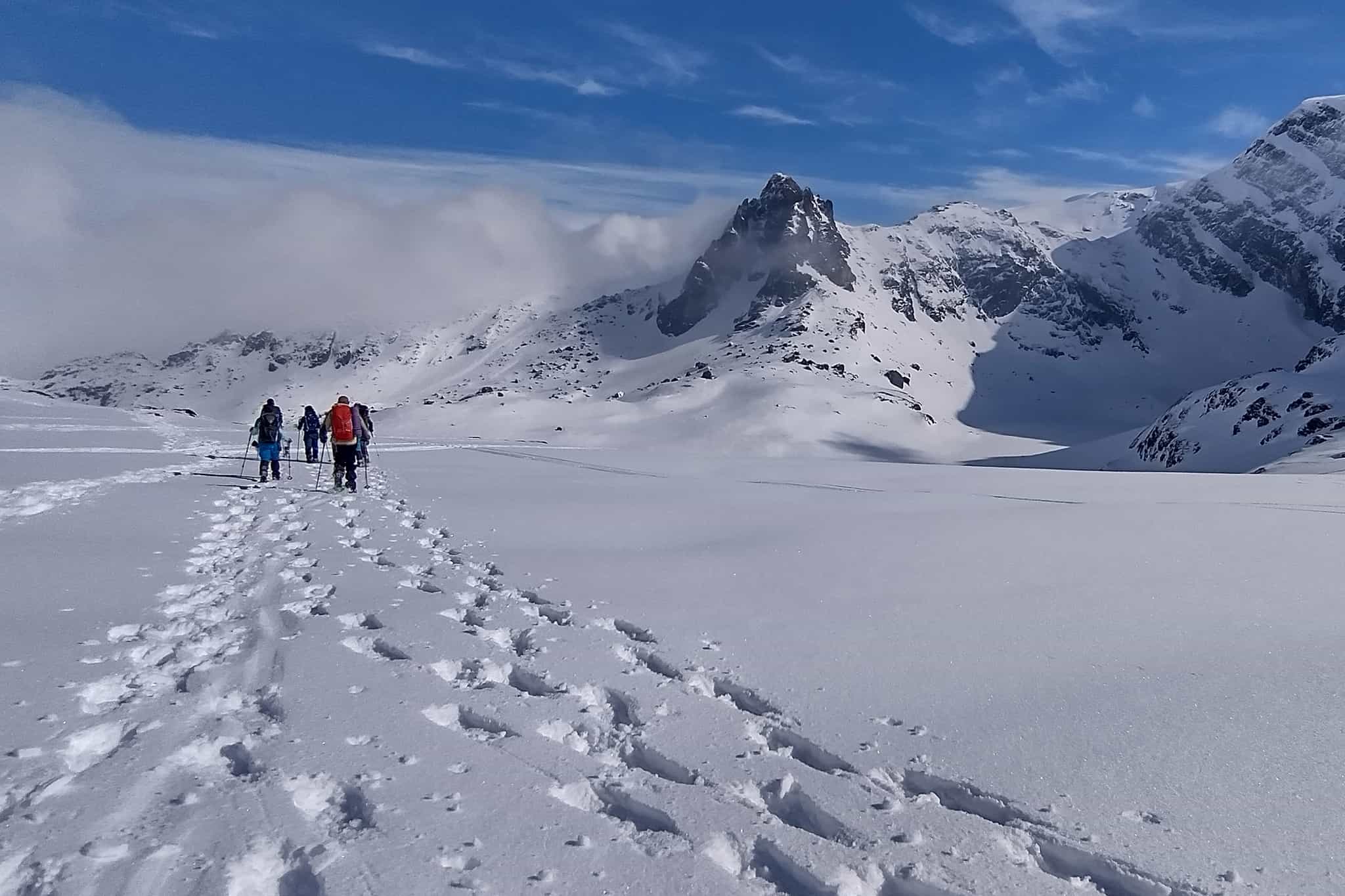 Snowshoeing Bulgaria's 7 Lakes. Photo: Host / Split the mountain